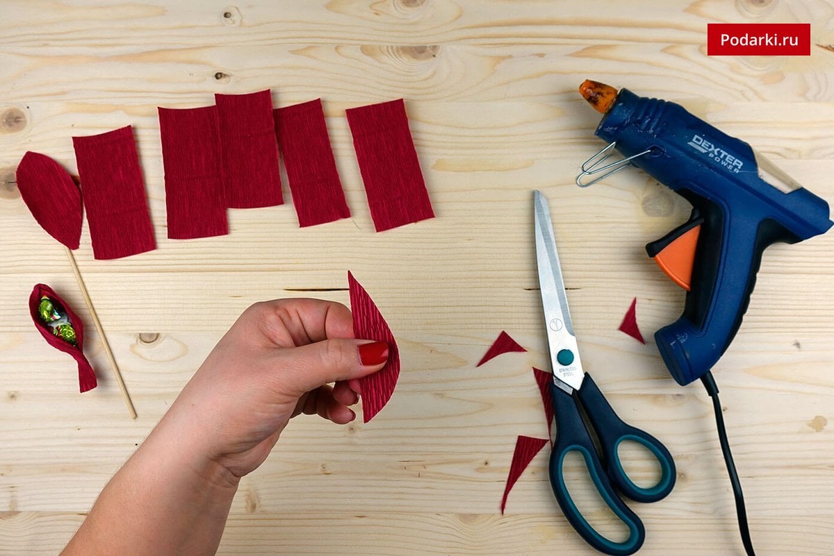 DIY kytica zo sladkostí krok za krokom: fotografická majstrovská trieda pre začiatočníkov