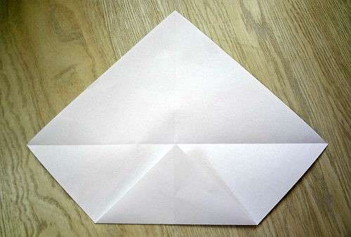 πώς να φτιάξετε μια βάρκα από χαρτί σταδιακά