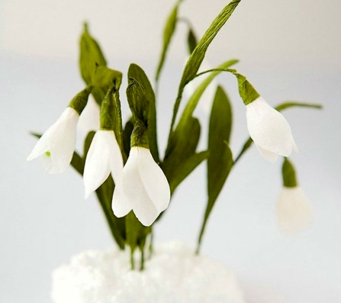 DIY papirblomster fotoeksempler: hvordan man laver håndværk til begyndere i en mesterklasse, hvad skal man gøre fra tyndt crepe -papir og fra tykt papir?