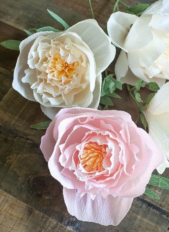Urobte si kvety z vlnitého papiera: najlepšie majstrovské kurzy a tipy na dekoráciu