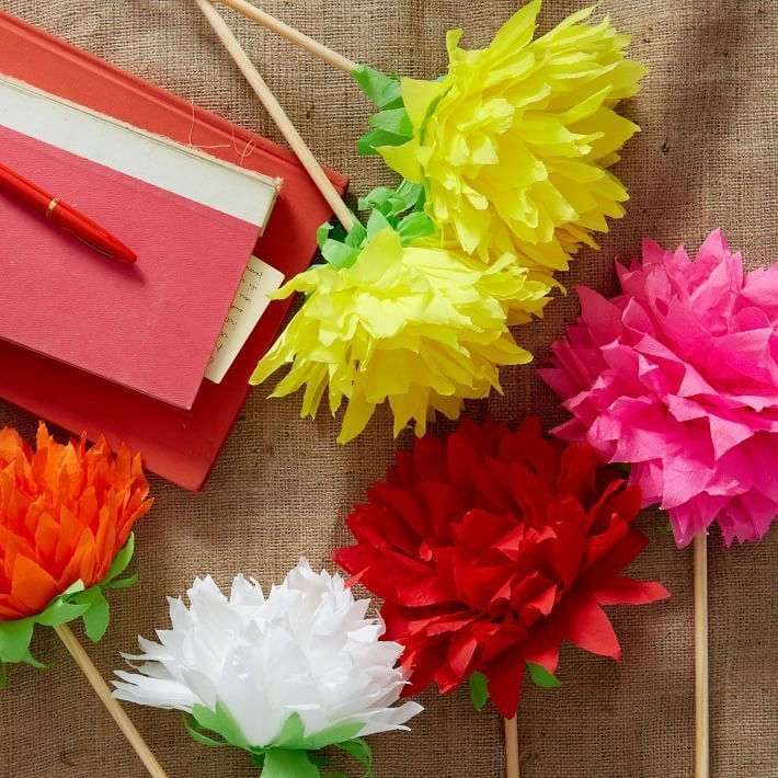 DIY bølgepapeblomster: de bedste mesterklasser og indretningstips