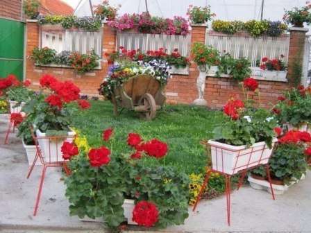 gør-det-selv blomsterbed på landet
