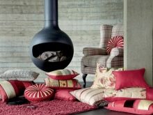 Διακοσμητικά μαξιλάρια - φωτογραφίες και βίντεο ιδεών για τη διακόσμηση ενός δωματίου με μαξιλάρια: μια κύρια τάξη για τη δημιουργία μαξιλαριών διαφορετικών σχημάτων και τύπων με τα χέρια σας