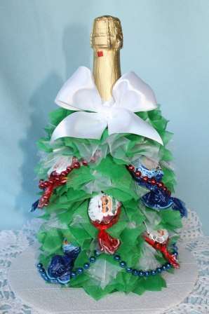 Ako vyrobiť vianočný stromček zo šampanského