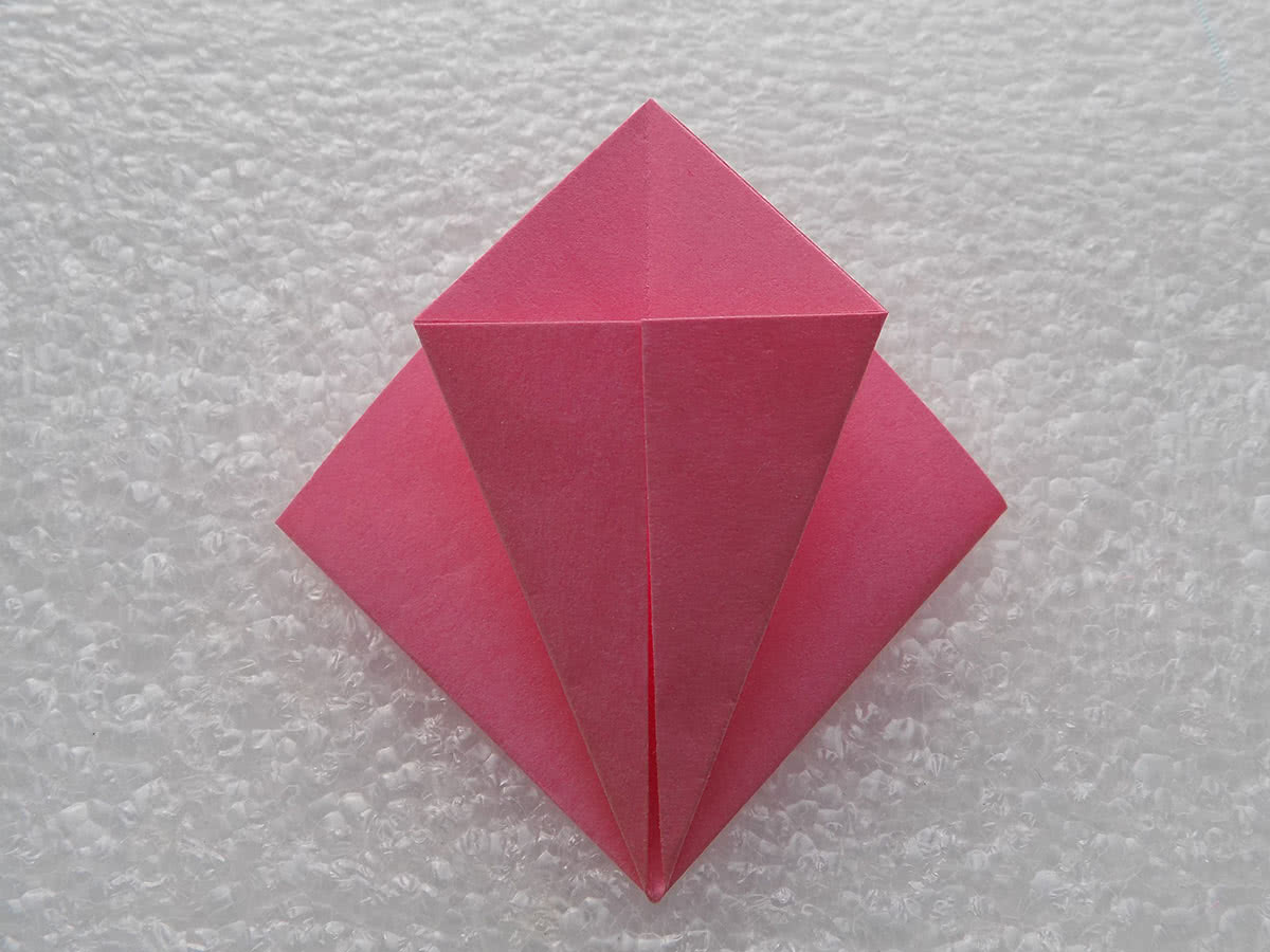 Origami ľalia, krok 4