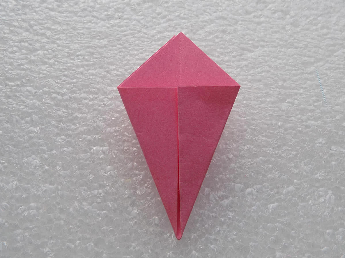 Origami ľalia, krok 5