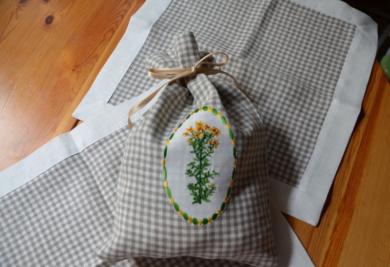 Sådan sys en pose med slips - DIY poser til gaver og urter