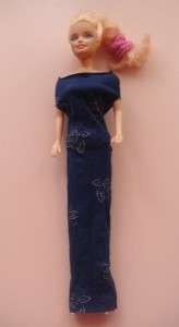 Από τα συνηθισμένα νάιλον καλσόν παίρνετε ένα όμορφο φόρεμα χορού για μια κούκλα Barbie.