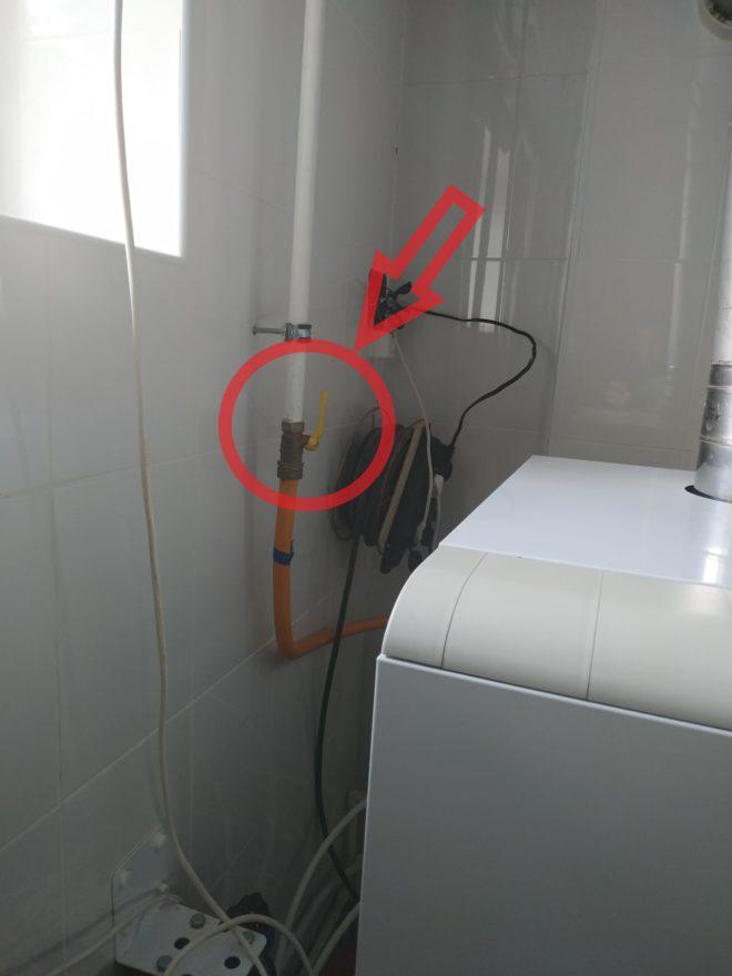 Kaasun syöttöventtiili