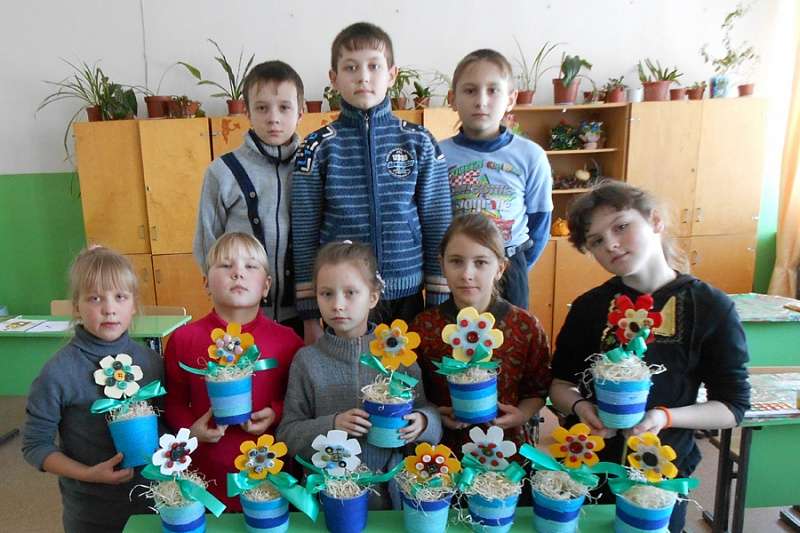 Mitä käsitöitä voidaan tehdä majoneesiastioista ja kansista majoneesikauhat diy