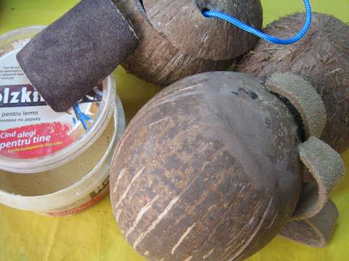 käsitöitä kookospähkinän kuoresta