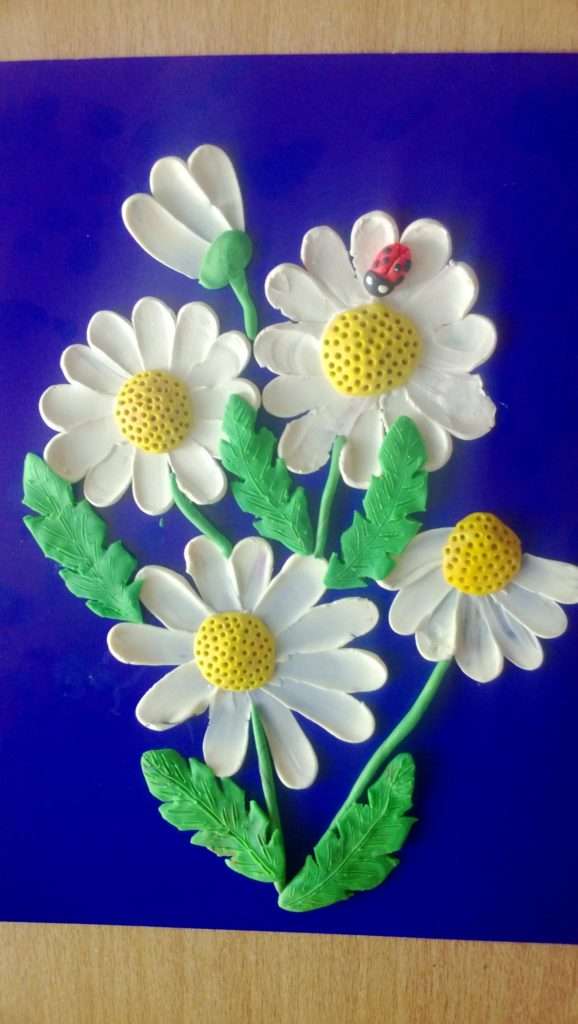الحرف اليدوية DIY ليوم حب الأسرة والوفاء