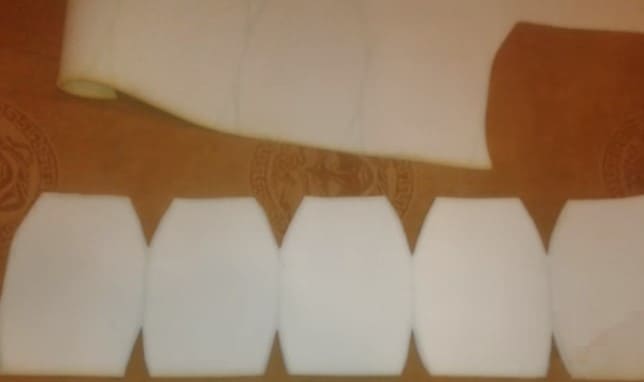 Oblek pre snehuliaka vyrobený zo šikovných materiálov ako vyrobiť kostým snehuliaka pre dieťa