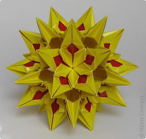 Príklady fotografií Kusudama: čo to je - ako vyrobiť magickú modulárnu guľu z papiera vlastnými rukami, schémy na zostavenie kvetov origami