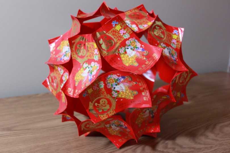 Kusudama fotoeksempler: hvad er det - hvordan man laver en magisk modulær kugle ud af papir med egne hænder, ordninger til samling af origami blomster