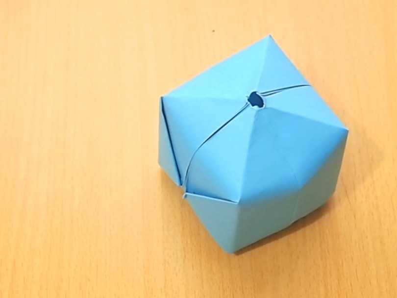 Príklady fotografií Kusudama: čo to je - ako vyrobiť magickú modulárnu guľu z papiera vlastnými rukami, schémy na zostavenie kvetov origami