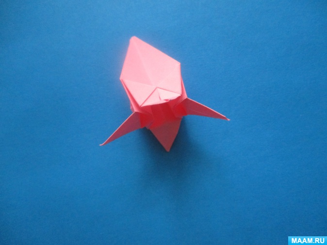 Príklady fotografií Kusudama: čo to je - ako vyrobiť magickú modulárnu guľu z papiera vlastnými rukami, schémy na zostavenie kvetov origami