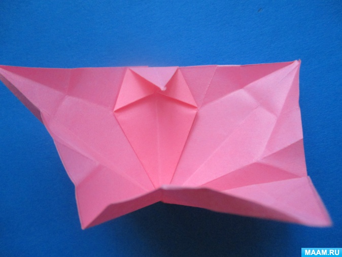 Príklady fotografií Kusudama: čo to je - ako vyrobiť magickú modulárnu guľu z papiera vlastnými rukami, schémy na zostavenie kvetov origami