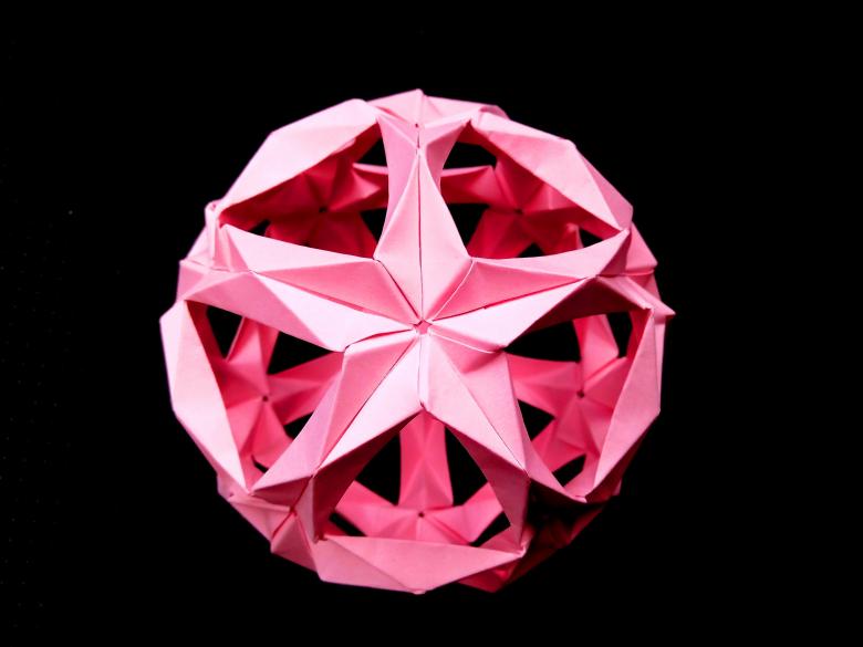 Kusudama: خيارات ، مخططات للصور كيفية صنع كرات kusudama من الورق