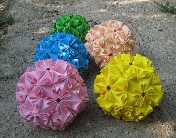 Kusudama: možnosti, fotografické diagramy, ako vyrobiť gule kusudama z papiera