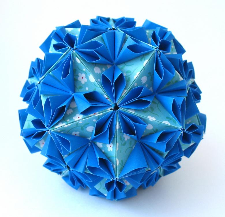 Kusudama: خيارات ، مخططات للصور كيفية صنع كرات kusudama من الورق