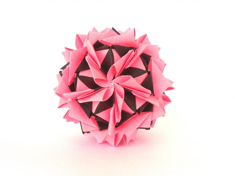 Kusudama: خيارات ، مخططات للصور كيفية صنع كرات kusudama من الورق