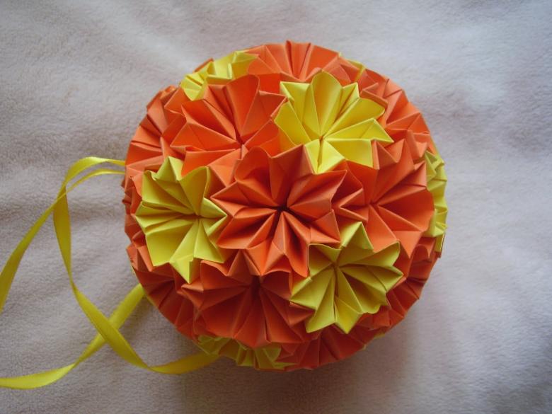 Kusudama: muligheder, fotodiagrammer, hvordan man laver kusudama -bolde ud af papir