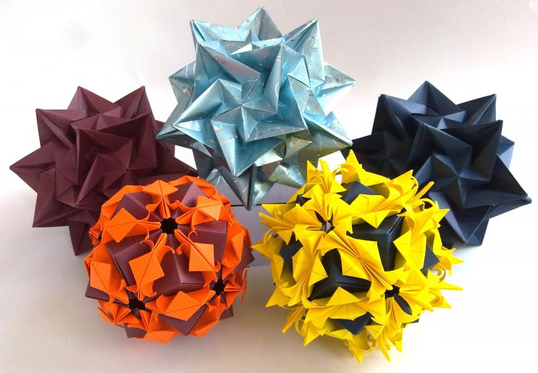 Kusudama: vaihtoehdot, valokuvakaaviot kusudama -pallojen tekemiseksi paperista