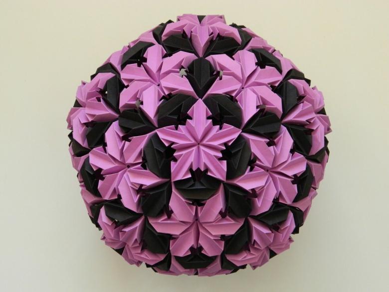 Kusudama: možnosti, fotografické diagramy, ako vyrobiť gule kusudama z papiera