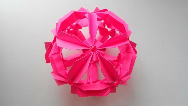 Kusudama: muligheder, fotodiagrammer, hvordan man laver kusudama -bolde ud af papir