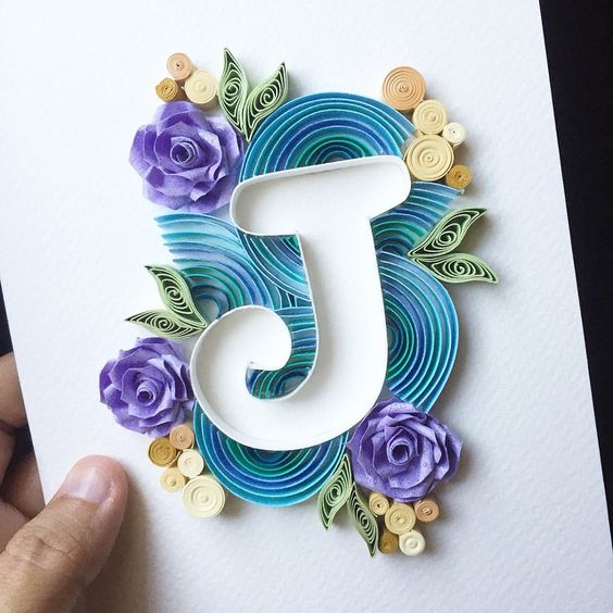 Quilling-käsitöitä aloittelijoille valokuvaesimerkkejä-vaiheittaiset mestarikurssit, joissa kuvataan järjestelmiä