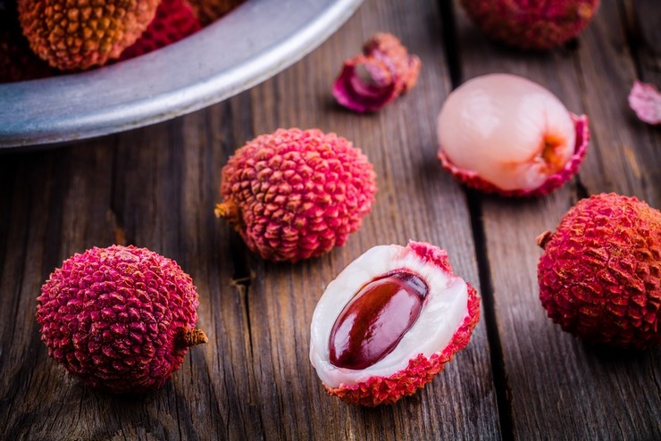 Nyttige egenskaber ved litchi og kontraindikationer