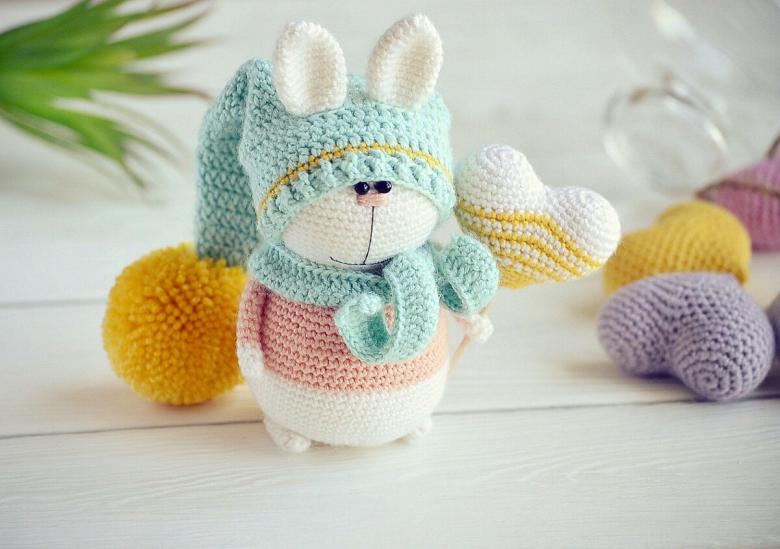 Majstrovská trieda Amigurumi: ako pliesť začiatočníka háčkovaním alebo pletením