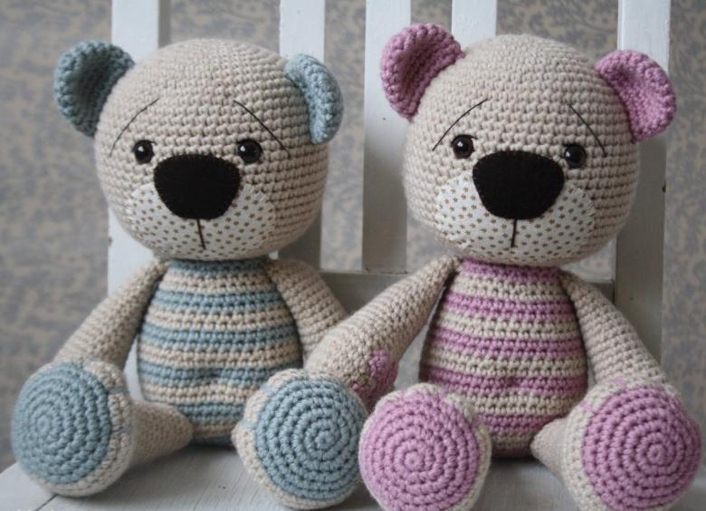 Majstrovská trieda Amigurumi: ako pliesť začiatočníka háčkovaním alebo pletením