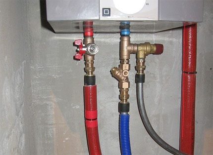 Εγκατάσταση λέβητα έμμεσης θέρμανσης: σωλήνωση λέβητα με λέβητα, διάγραμμα σύνδεσης, εγκατάσταση