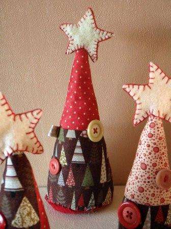 DIY vianočné stromčeky vyrobené z látky, foto MK