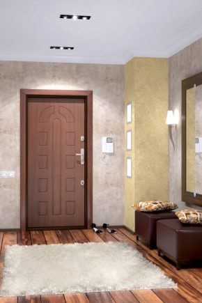 ملامح صناعة الأبواب المعدنية