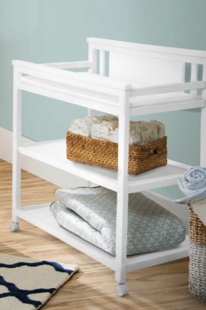 طاولات تغيير DIY