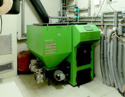 Stupeň autonómie závisí od objemu bunkra Autonómne zariadenie na pelety