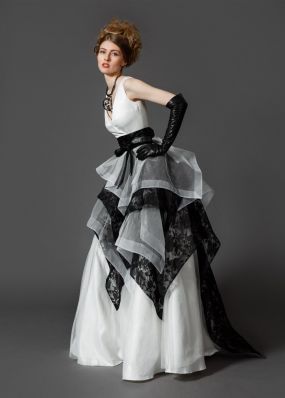 Čiernobiele svadobné šaty TB044