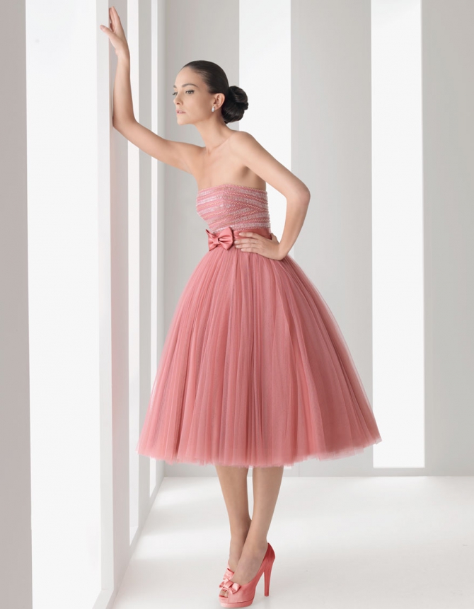 tylové plesové šaty ružové