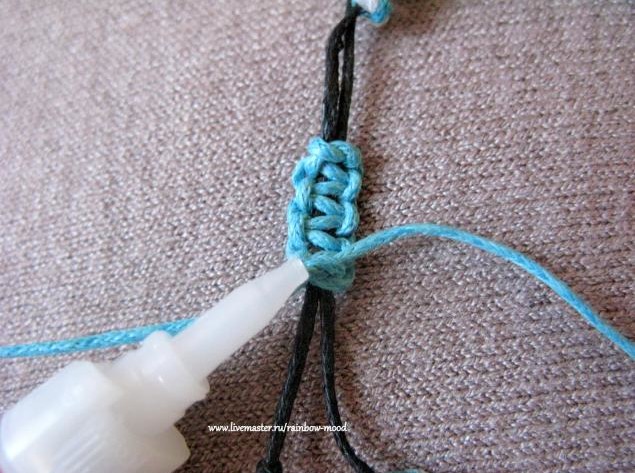 Vævearmbånd fra snørebånd - funktioner til fremstilling af armbånd fra en snor til begyndere, knuder, som vi bruger til vævning