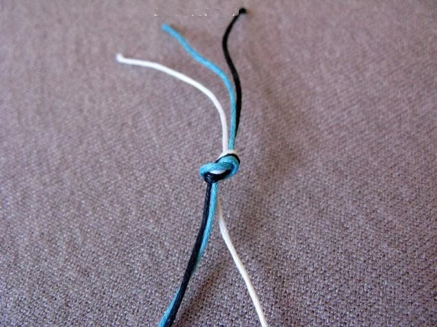 Vævearmbånd fra snørebånd - funktioner til fremstilling af armbånd fra en snor til begyndere, knuder, som vi bruger til vævning
