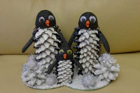 πιγκουίνοι κώνου πεύκου