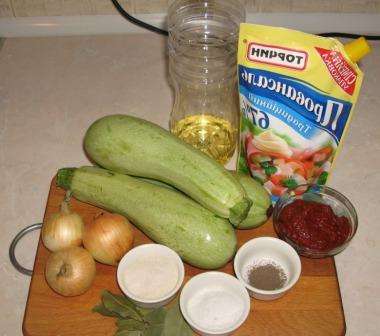 αλάτι - 2 κουταλιές της σούπας. - μαγιονέζα - 200 γρ. - πιπέρι, δάφνη, σκόρδο για γεύση.