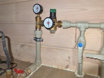 Ρυθμιστής πίεσης νερού στο σύστημα παροχής νερού - τύποι, εγκατάσταση