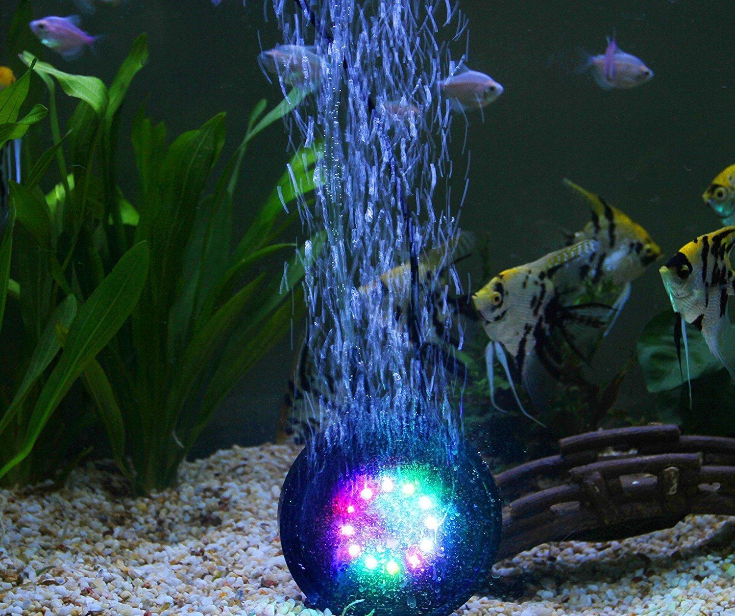 ديكور حوض السمك بإضاءة خلفية