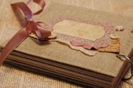 DIY scrapbookingový album Scrapbooking-album urob si sám, foto majstrovská trieda