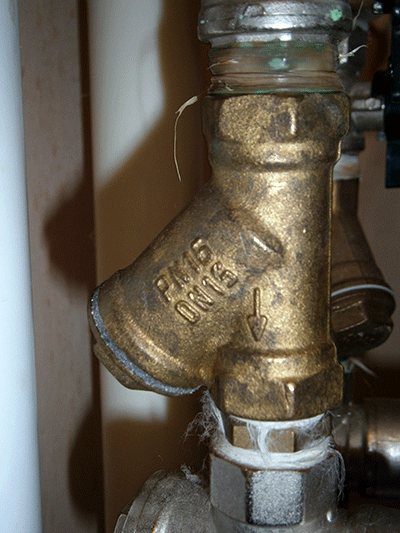 Αδύναμη πίεση νερού στο διαμέρισμα - τι να κάνετε: πώς να αυξήσετε την πίεση στην παροχή νερού