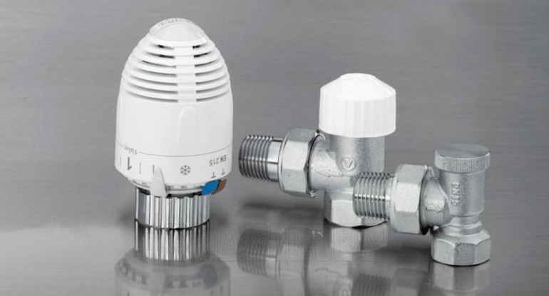 Termostatventil til en radiator: typer og principper for ventiler, hvad der er nødvendigt for, og hvad der er bedre